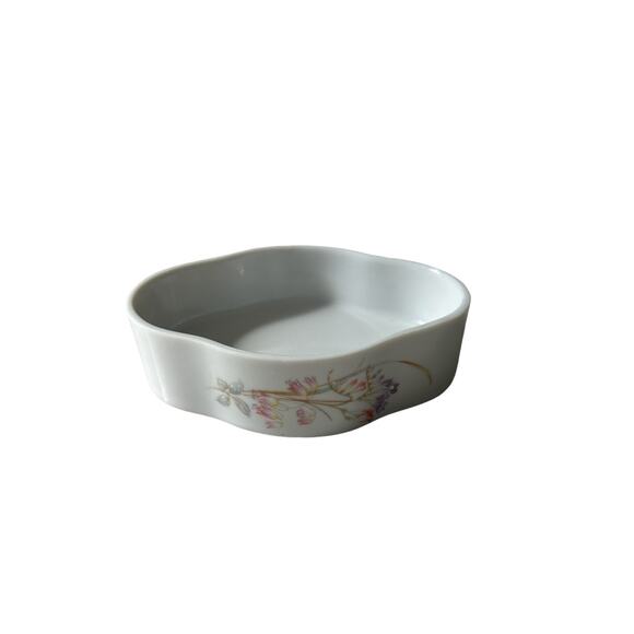 Croquette Shabby‎ Chic 4 Piece Decor Set Frame Music Box Egg Trinket Dish - Picture 7 of 8